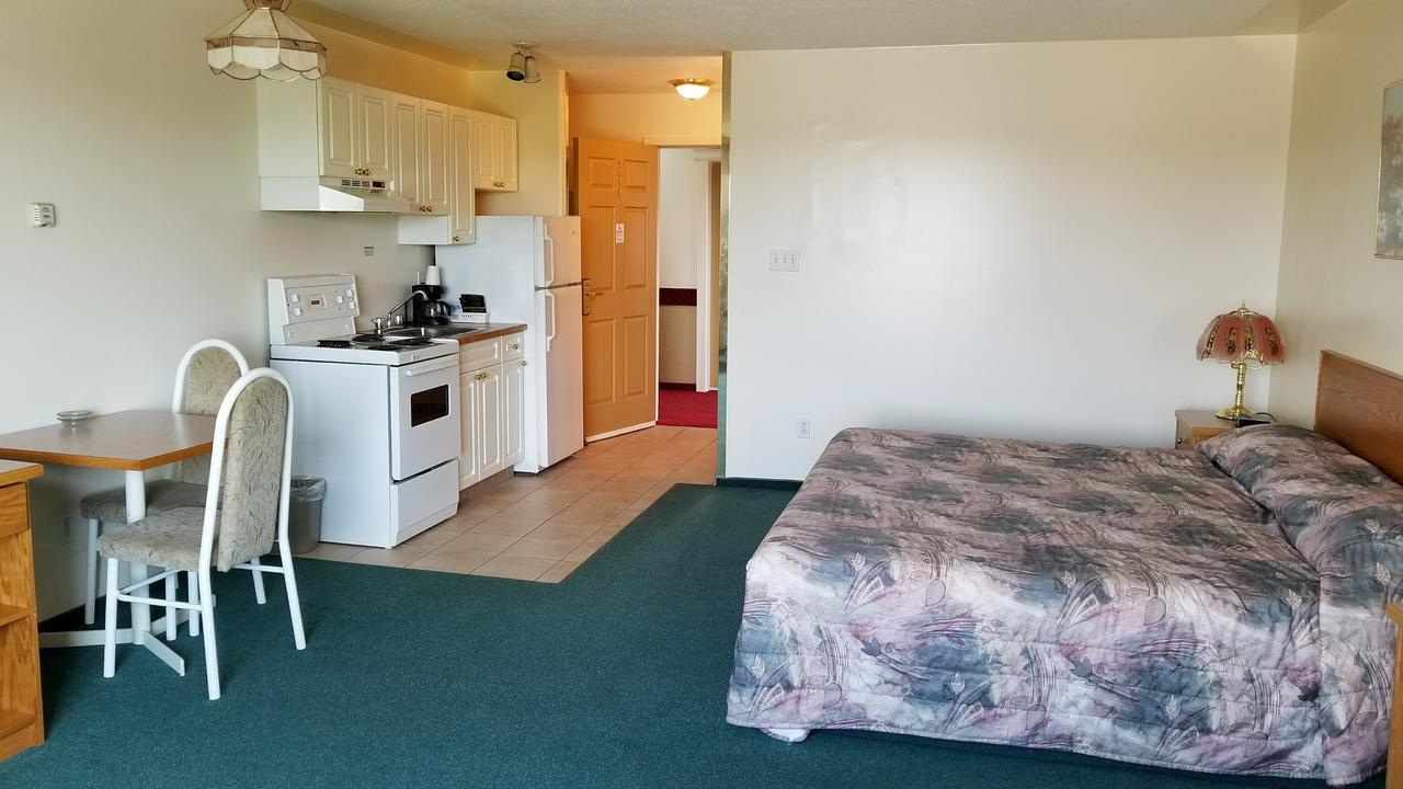 Western Budget Motel Cold Lake 外观 照片