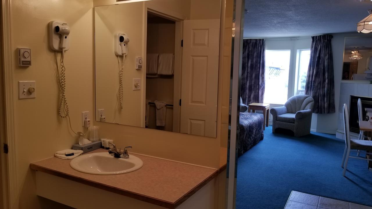 Western Budget Motel Cold Lake 外观 照片